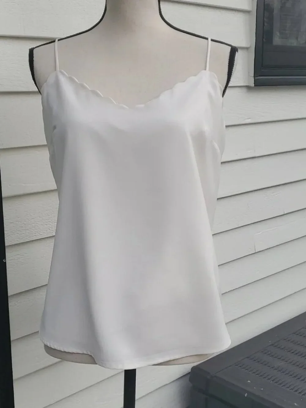 J. Crew Scalloped Hem Cami Size 12 | Scallop Hem Sleeveless Top